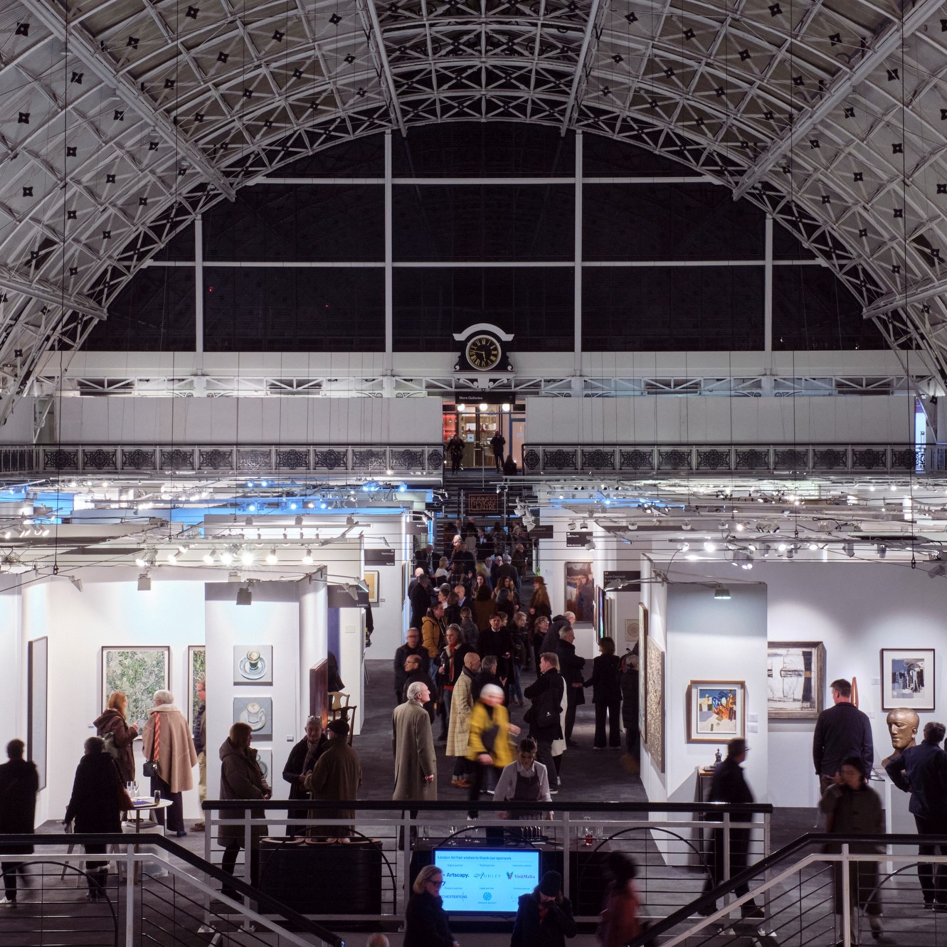 LONDON ART FAIR Design Pataki Established in 1989, London Art Fair is