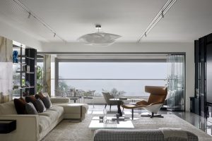 Seaside Serenity: A Minimalist Retreat That Embraces Mumbai’s Coastal Charm