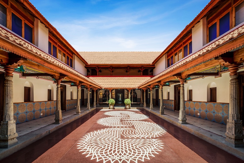 The-Lotus-Palace-Chettinad-Witness-The-Stunning-Transformation-Of-A-17th-Century-Manor-Design-pataki-01